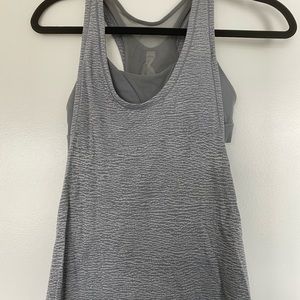 Lululemon tank with built in bra